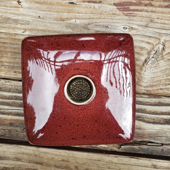 Coyote Roadhouse Ikebana Square Floral Pin Frog Vase - Red - Picture 12 of 12